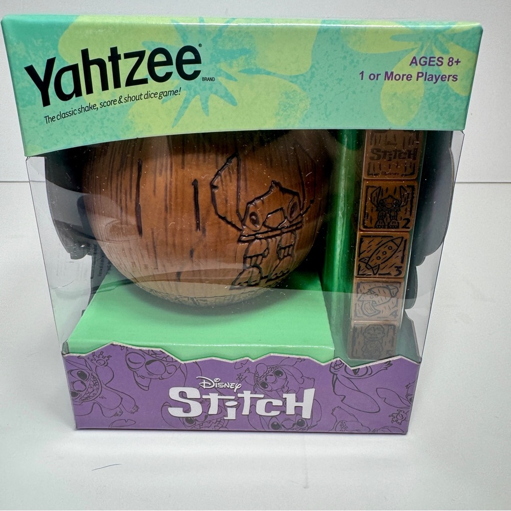 NWT. USAOPOLY YAHTZEE: Disney Stitch, Collectible Tiki Style